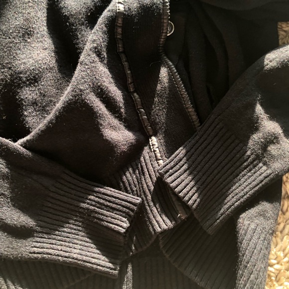 AX turtle neck snap closure cardigan - Picture 14 of 15